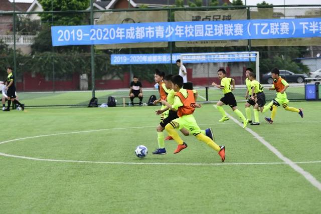 朱一龙新片首日低迷，票房预期被压缩超2亿